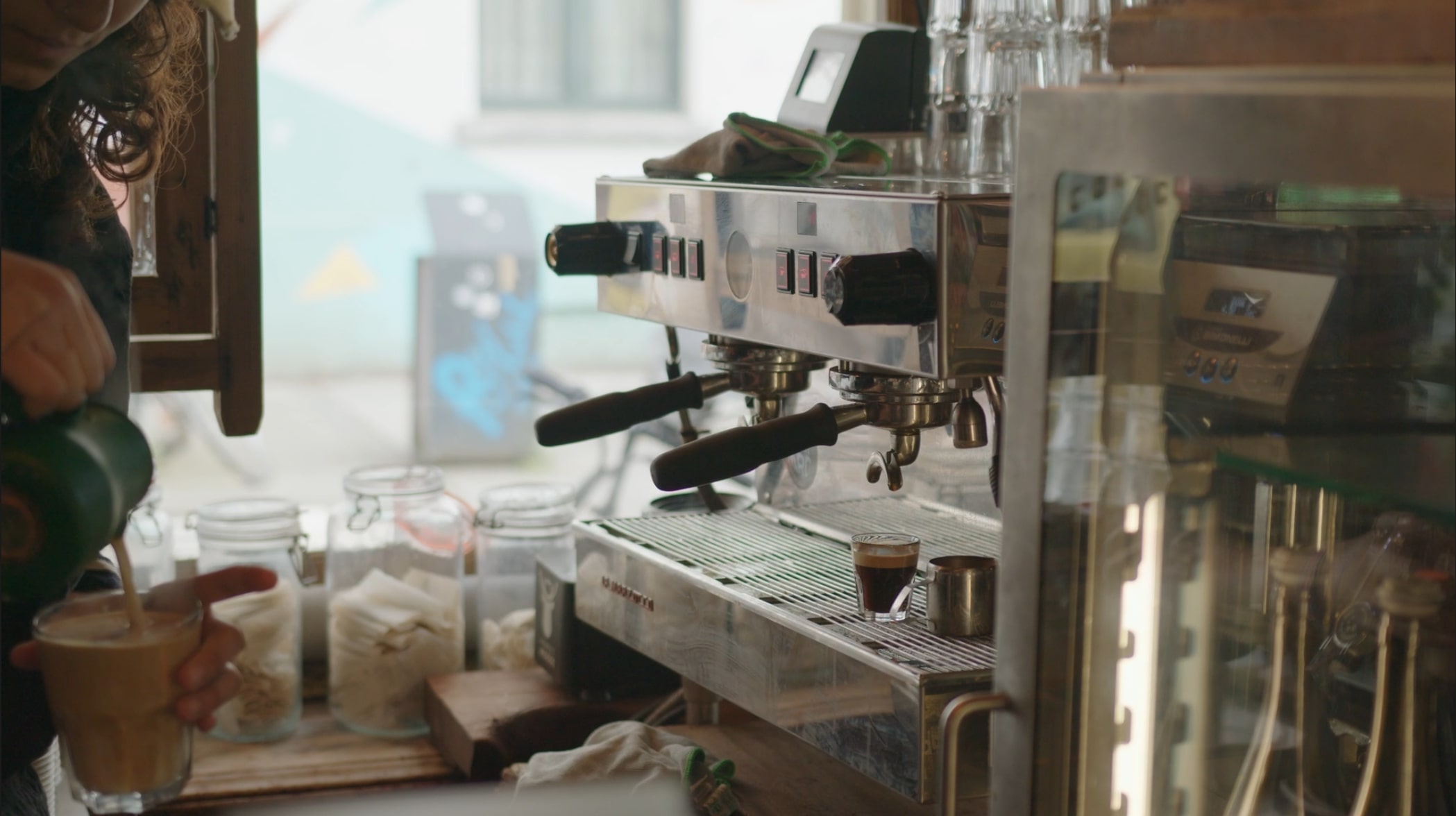 merchery ; brussels ; dop ; promotionnal ; video ; arthur bourguignon ; fred ; michael